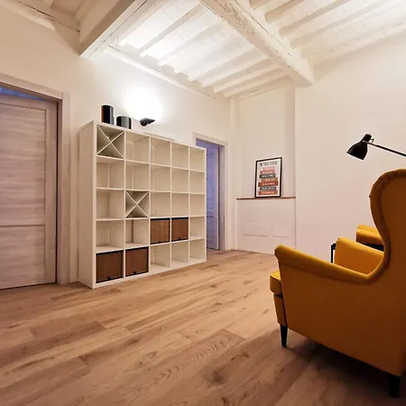 Casa Ada Belfioreguesthouses Pontedera Exterior photo